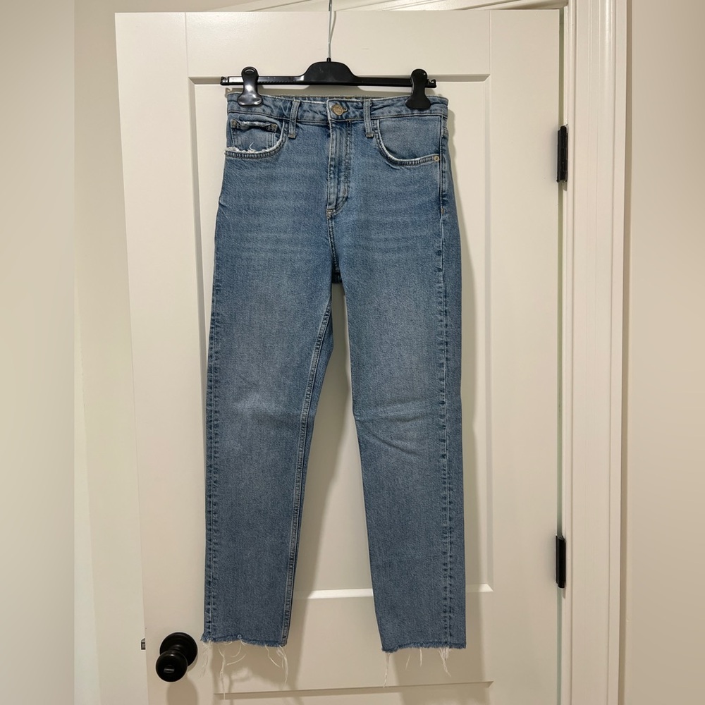Zara Light Blue Distressed Straight Leg Women's Jeans